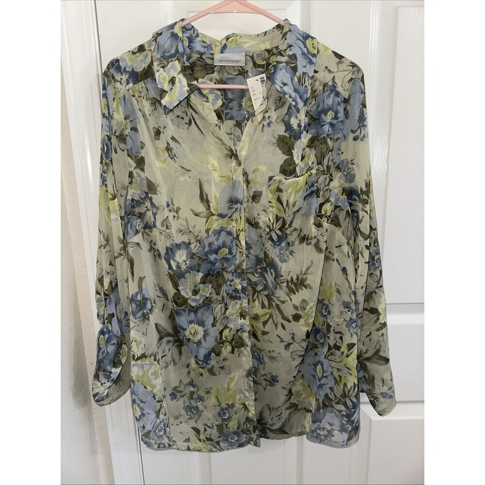 NWT avenue Sheer Floral Button Down  Size 18 20